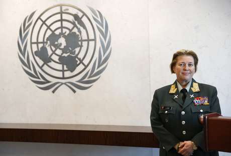 Major General Kristin Lund, da Noruega, será a primeira mulher a comandar uma força de manutenção de paz da ONU <p>Major General Kristin Lund, da Noruega, será a primeira mulher a comandar uma força de manutenção de paz da ONU</p><p> </p>