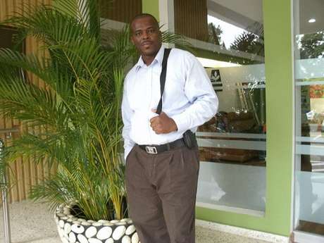 Arquivo Pessoal / Divulgação Louis veio do Haiti há dois anos e diz que preconceito "sempre acontece"