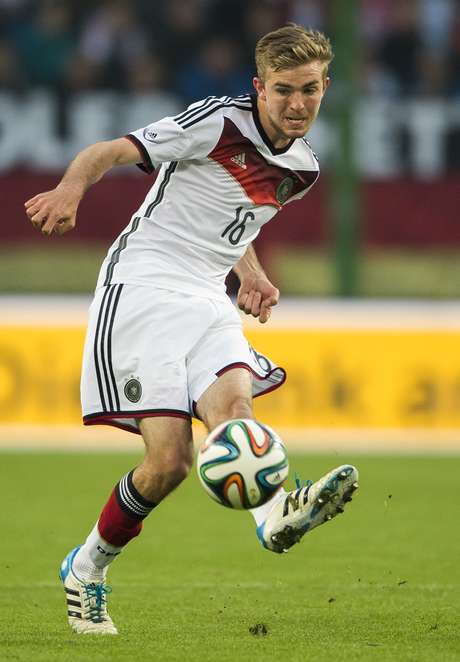 Depois de amistoso, Christoph Kramer ganhou vaga na pré-lista da Alemanha Depois de amistoso, Christoph Kramer ganhou vaga na pré-lista da Alemanha