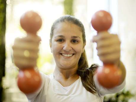 Renata Barbosa engordou 20kg em quatro anos de namoro e já eliminou metade de olho no altar Renata Barbosa engordou 20kg em quatro anos de namoro e já eliminou metade de olho no altar