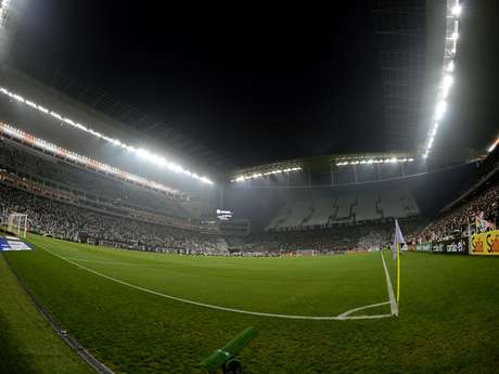 Estádio recebeu a primeira partida oficial neste domingo <p>Estádio recebeu a primeira partida oficial neste domingo</p>