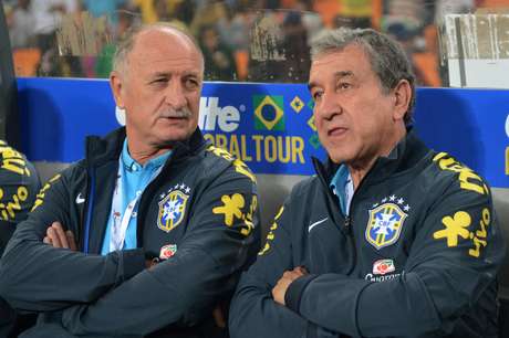 Parreira e Felipão se preparam para organizar a Seleção na Copa Parreira e Felipão se preparam para organizar a Seleção na Copa