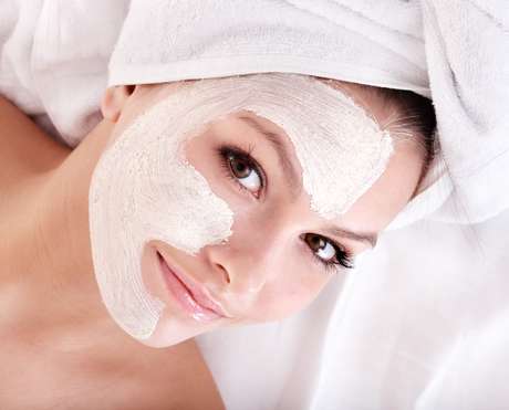 Uso em excesso dos ácidos pode envelhecer a pele, em vez de rejuvenescer. Pelo menos é o que garante um estudo publicado pelo Journal of Dermatology Uso em excesso dos ácidos pode envelhecer a pele, em vez de rejuvenescer. Pelo menos é o que garante um estudo publicado pelo Journal of Dermatology