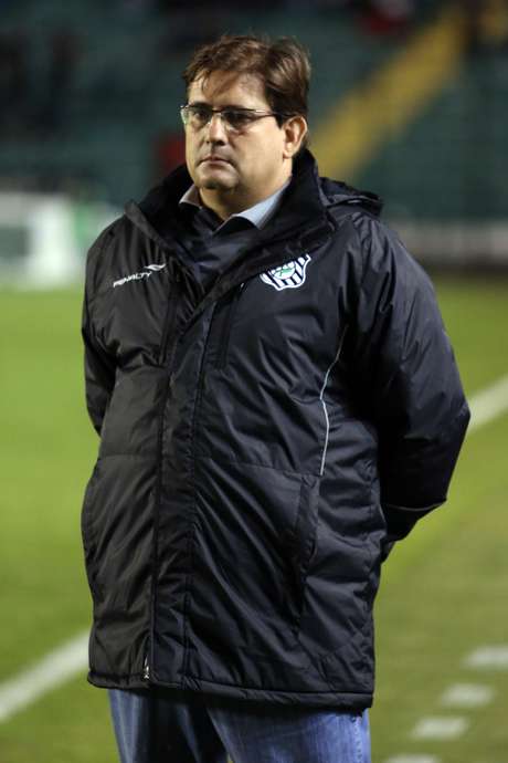 Guto Ferreira deixou o Figueirense depois da eliminação para o Bragantino na Copa do Brasil <p>Guto Ferreira deixou o Figueirense depois da eliminação para o Bragantino na Copa do Brasil</p>