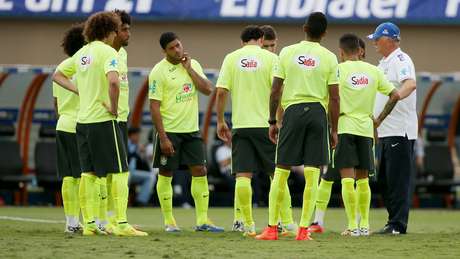 Felipão tem o primeiro teste visando a estreia da Copa do Mundo de 2014, contra a Croácia, no próximo dia 12 de junho <p>Felipão tem o primeiro teste visando a estreia da Copa do Mundo de 2014, contra a Croácia, no próximo dia 12 de junho</p>