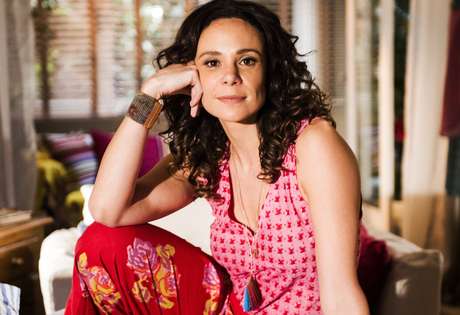 Sucesso na novela Em família, da TV Globo, Vanessa Gerbelli tem caprichado nos cuidados com a pele para brilhar na telinha Sucesso na novela Em família, da TV Globo, Vanessa Gerbelli tem caprichado nos cuidados com a pele para brilhar na telinha