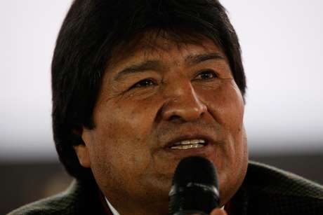 "A Bolívia cumprimenta o triunfo da companheira Dilma", disse Evo Morales <p>"A Bolívia cumprimenta o triunfo da companheira Dilma", disse Evo Morales</p>