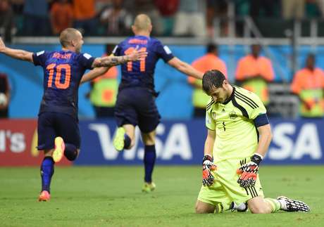 Após atuação desastrosa, Casillas perdeu chance de superar recorde de minutos sem levar gols em Copas <p>Após atuação desastrosa, Casillas perdeu chance de superar recorde de minutos sem levar gols em Copas</p>