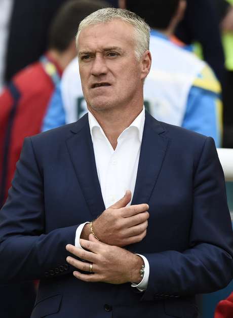 Didier Deschamps ainda não definiu o time titular <p>Didier Deschamps ainda não definiu o time titular</p>
