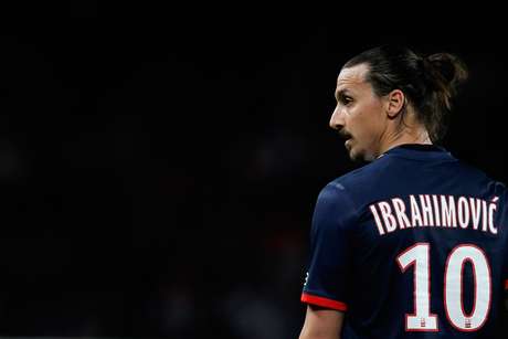 Franceses torcedores do PSG lamentam ausência do sueco Ibrahimovic na Copa Franceses torcedores do PSG lamentam ausência do sueco Ibrahimovic na Copa