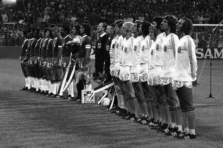 Carrossel holandês atropela o Brasil em 1974 <p>Carrossel holandês atropela o Brasil em 1974</p>