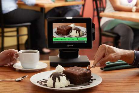 Tablet da Ziosk é usado na rede de restaurante Chili Grill & Bar para os clientes fazerem seu pedido <p>Tablet da Ziosk é usado na rede de restaurante Chili Grill & Bar para os clientes fazerem seu pedido</p>