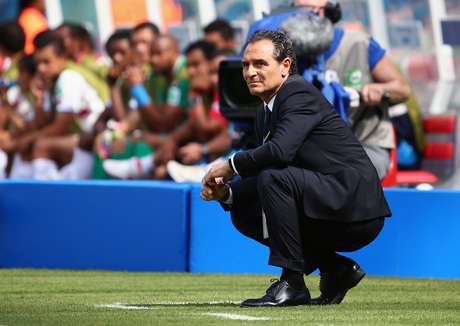 Prandelli pediu para sair após fracasso italiano <p>Prandelli pediu para sair após fracasso italiano</p>
