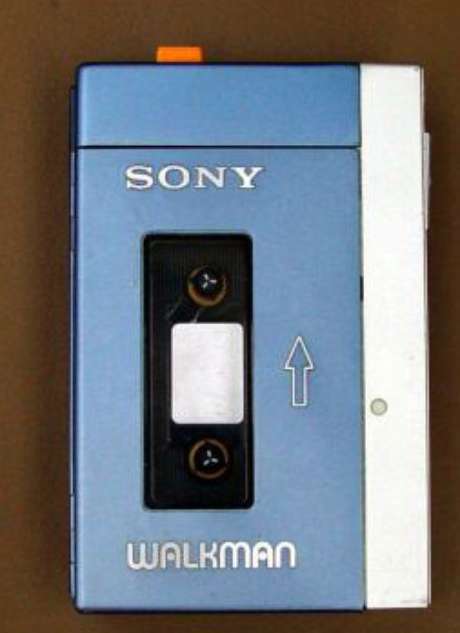 Primeiro modelo do Sony Walkman, o TPS-L2