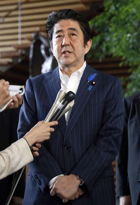 Japão aceitou retirar parte das restrições impostas sobre o país vizinho em 2006 pelos vários lançamentos de mísseis de longo e médio alcance de Pyongyang <p class="text">Japão aceitou retirar parte das restrições impostas sobre o país vizinho em 2006 pelos vários lançamentos de mísseis de longo e médio alcance de Pyongyang</p>