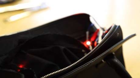 A bolsa precisa de informações dadas pela usuária para funcionar A bolsa precisa de informações dadas pela usuária para funcionar