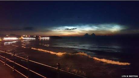 As nuvens noctilucentes se formam a 85 km de altura, uma altitude oito vezes maior que as outras <p>As nuvens noctilucentes se formam a 85 km de altura, uma altitude oito vezes maior que as outras</p>