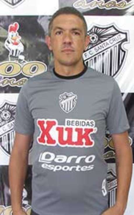 Éder Machado era ídolo do Santa Cruz-RS Éder Machado era ídolo do Santa Cruz-RS