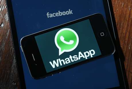 Diferente do Facebook, o Whatsapp permite a empresa gerenciar reclamações sem a exposição a outras pessoas <p>Diferente do Facebook, o Whatsapp permite a empresa gerenciar reclamações sem a exposição a outras pessoas</p>