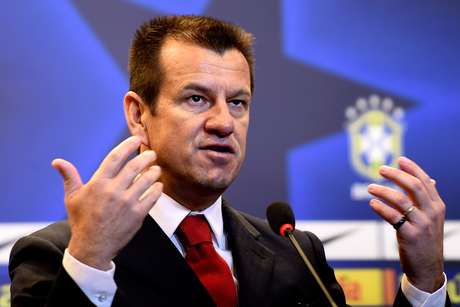 Getty Images Dunga retomó el banco de Brasil.