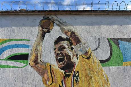AFP en español <p>El exmediocampista fue el capitán de la canarinha que se adjudicó el Mundial 1994.</p>
