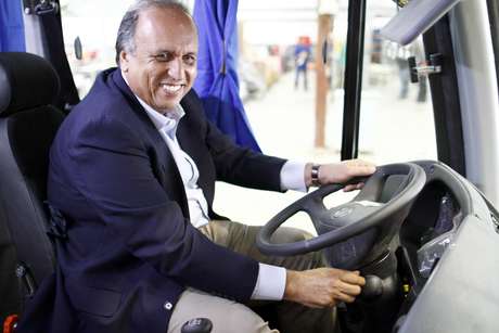 Pesquisa Ibope aponta para a vitória de Pezão para o governo do Rio de Janeiro <p>Pesquisa Ibope aponta para a vitória de Pezão para o governo do Rio de Janeiro</p>