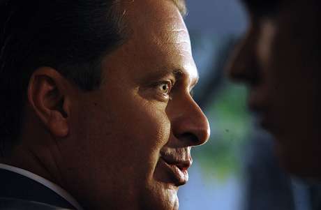 Eduardo Campos morreu em acidente aéreo na semana passada <p>Eduardo Campos morreu em acidente aéreo na semana passada</p>