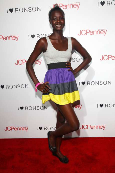 Ataui Deng em foto de 2009 Ataui Deng em foto de 2009