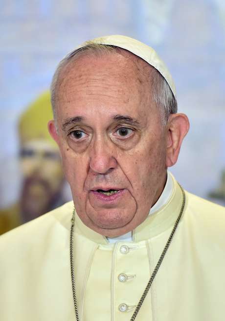 Jornal afirma que "fontes israelenses acreditam que o papa Francisco, o máximo expoente da religião cristã, está na mira do EI" <p>Jornal afirma que "fontes israelenses acreditam que o papa Francisco, o máximo expoente da religião cristã, está na mira do EI"</p>