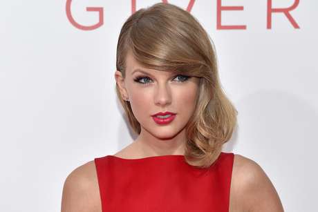 O sucesso da cantora pop vai além do top 10 musical: Taylor atua fortemente nas ações sociais O sucesso da cantora pop vai além do top 10 musical: Taylor atua fortemente nas ações sociais