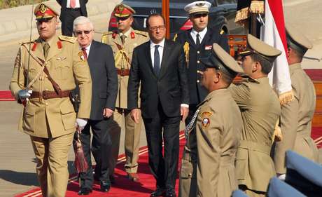 "Vim a Bagdá para afirmar a disponibilidade da França para ajudar ainda mais o Iraque militarmente", declarou Hollande <p>"Vim a Bagdá para afirmar a disponibilidade da França para ajudar ainda mais o Iraque militarmente", declarou Hollande</p>