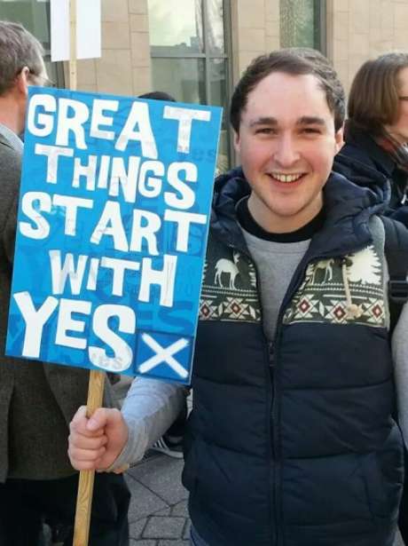 Paul Leinster, 26 anos, está envolvido com a campanha Yes Scotland há dois anos e está ansioso pelo dia decisivo Paul Leinster, 26 anos, está envolvido com a campanha Yes Scotland há dois anos e está ansioso pelo dia decisivo