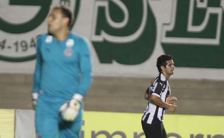 Guilherme brilhou no primeiro tempo da partida <p>Guilherme brilhou no primeiro tempo da partida</p>