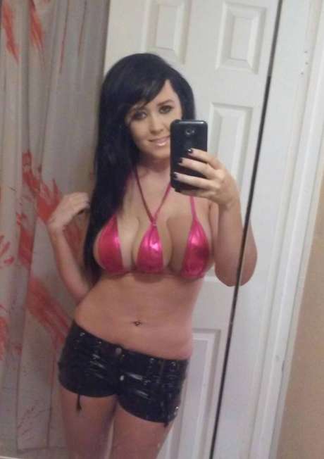 Jasmine Tridevil / Facebook / Reprodução