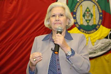 Sartori vai procurar pela direção do PP e a candidata Ana Amélia para receber apoio no 2º turno <p>Sartori vai procurar pela direção do PP e a candidata Ana Amélia para receber apoio no 2º turno</p>