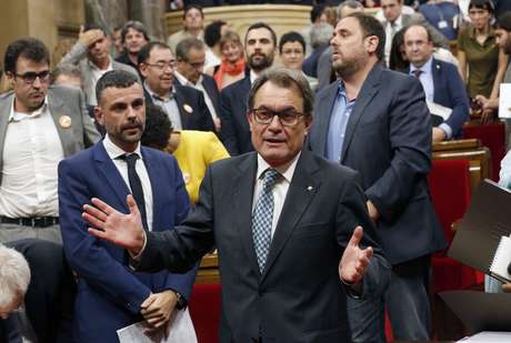 O presidente da Catalunha defende que seja realizado referendo em novembro O presidente da Catalunha defende que seja realizado referendo em novembro