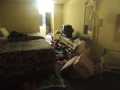 Quarto das amigas foi encontrado revirado na noite do último dia 15 <p>Quarto das amigas foi encontrado revirado na noite do último dia 15</p>