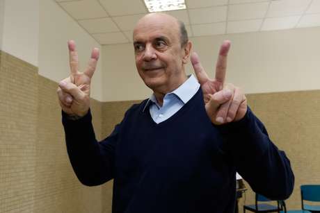 Serra assumirá o cargo de senador pela segunda vez - a primeira foi em 1994 <p>Serra assumirá o cargo de senador pela segunda vez - a primeira foi em 1994</p>