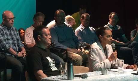 Marina Silva argumentou que Aécio se comprometeu com pautas defendidas por ela Marina Silva argumentou que Aécio se comprometeu com pautas defendidas por ela
