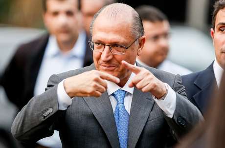 O governador de São Paulo, Geraldo Alckmin (PSDB), recebeu da Arsesp o aval para aumentar a taxação em abril, mas resolveu esperar <p>O governador de São Paulo, Geraldo Alckmin (PSDB), recebeu da Arsesp o aval para aumentar a taxação em abril, mas resolveu esperar</p>