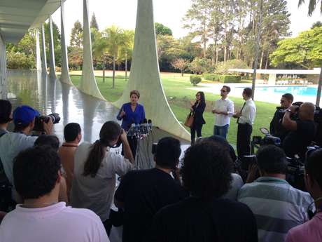 Dilma Roussef concedeu entrevista coletiva no Palácio da Alvorada, neste sábado, 18 de outubro Dilma Roussef concedeu entrevista coletiva no Palácio da Alvorada, neste sábado, 18 de outubro