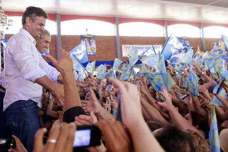 Aécio lembrou que pesquisas de intenção de votos no primeiro turno o colocavam atrás de Marina Silva (PSB) <p>Aécio lembrou que pesquisas de intenção de votos no primeiro turno o colocavam atrás de Marina Silva (PSB)</p>