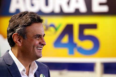 Supostas pesquisa dos bancos, que circularam por e-mail durante o dia, apontavam Aécio Neves (PSDB) à frente na disputa contra Dilma Rousseff (PT) <p>Supostas pesquisa dos bancos, que circularam por e-mail durante o dia, apontavam Aécio Neves (PSDB) à frente na disputa contra Dilma Rousseff (PT) </p>