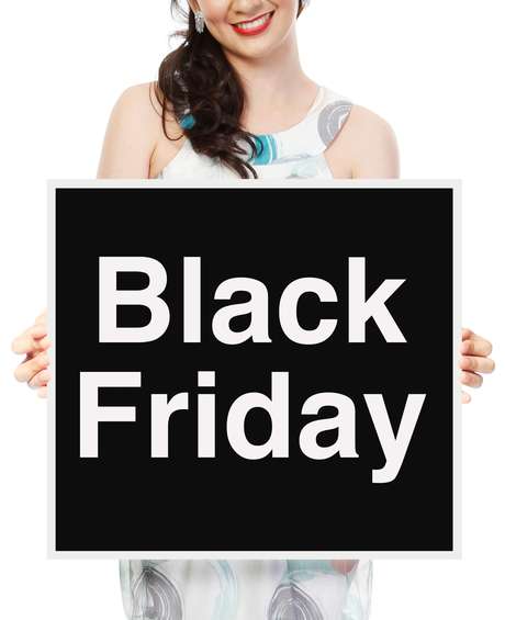 Expectativa para a Black Friday é alta tanto para lojistas, quanto para compradores. Segundo pesquisa realizada pelo site Zoom, 74% dos consumidores dizem que pretende comprar no evento, caso realmente haja descontos expressivos Expectativa para a Black Friday é alta tanto para lojistas, quanto para compradores. Segundo pesquisa realizada pelo site Zoom, 74% dos consumidores dizem que pretende comprar no evento, caso realmente haja descontos expressivos