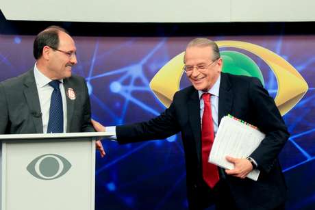Se houver grande diferença de votos, José Ivo Sartori e Tarso Genro saberão o resultado antes das 19h30 <p>Se houver grande diferença de votos, José Ivo Sartori e Tarso Genro saberão o resultado antes das 19h30</p>