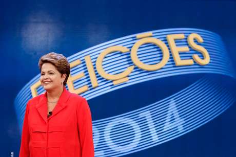 Dilma Rousseff (PT) durante o debate na TV Globo nesta sexta-feira Dilma Rousseff (PT) durante o debate na TV Globo nesta sexta-feira