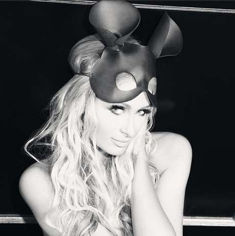 Paris Hilton escolhe fantasias sexy para Halloween