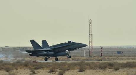 Jatos CF18 canadenses são vistos no Iraque Jatos CF18 canadenses são vistos no Iraque