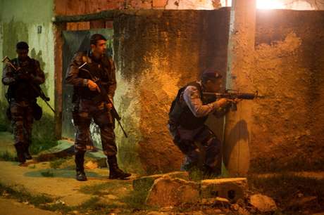 Brasileiro teme a violência no País <p>Brasileiro teme a violência no País</p>