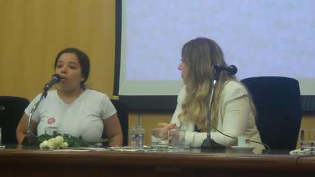 A secretária Luciana Periqui, de 27 anos, considera o parto de seu primeiro filho "uma cicatriz" com a qual terá de conviver A secretária Luciana Periqui, de 27 anos, considera o parto de seu primeiro filho "uma cicatriz" com a qual terá de conviver